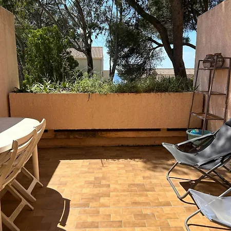 Bright Apartment, 5-minute Walk To Apartment